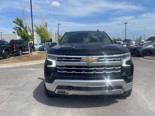 Black 2022 Chevrolet Silverado 1500 LTZ