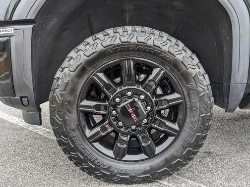 2024 GMC Sierra 2500 AT4