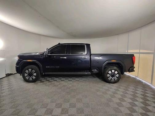 2024 GMC Sierra 2500 Denali