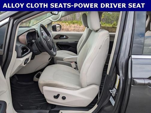 2017 Chrysler Pacifica Touring