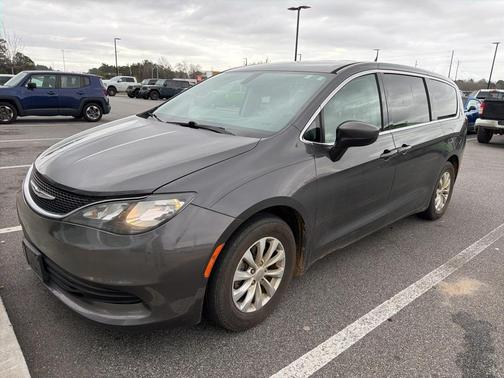 2017 Chrysler Pacifica Touring