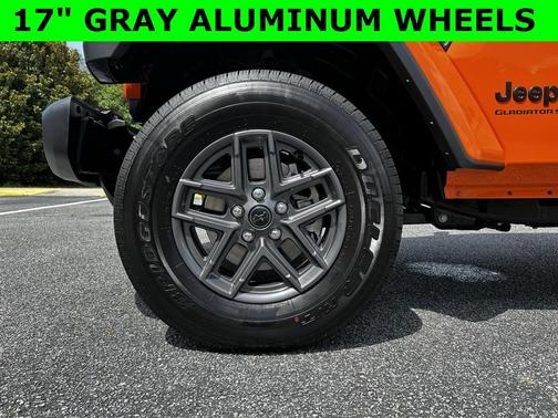 2025 Jeep Gladiator Sport