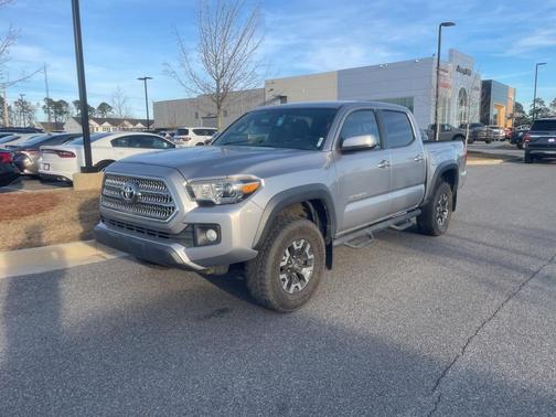 2017 Toyota Tacoma TRD Sport