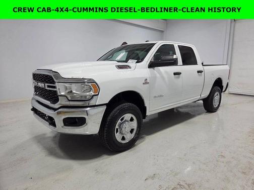 Bright White Clearcoat 2022 RAM 2500 Tradesman