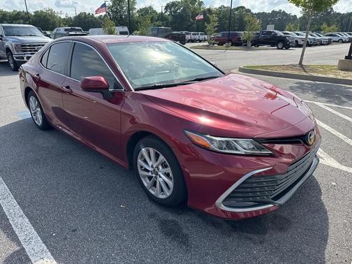 2022 Toyota Camry LE