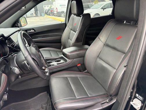 DB Black Clearcoat 2025 Dodge Durango GT