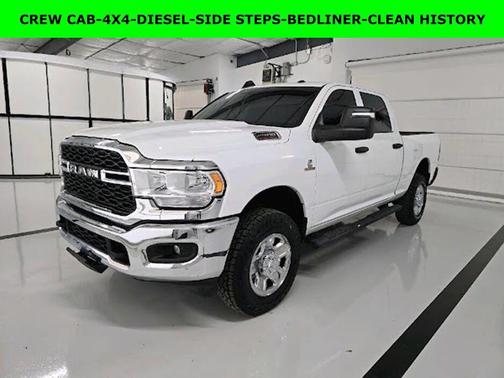 Bright White Clearcoat 2024 RAM 2500 Tradesman