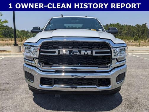 Bright White Clearcoat 2022 RAM 2500 Tradesman