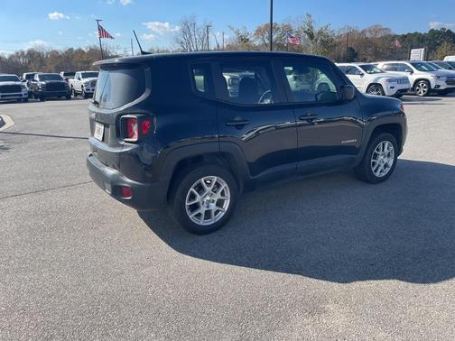 2023 Jeep Renegade Latitude