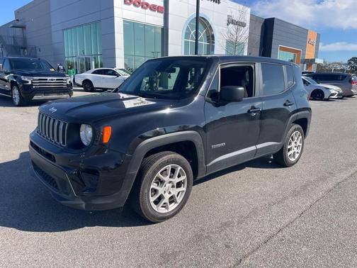 2023 Jeep Renegade Latitude