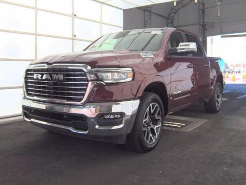 Delmonico Red Pearlcoat 2025 RAM 1500 Laramie