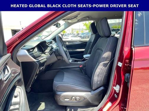 Velvet Red Pearlcoat 2023 Jeep Grand Cherokee L Laredo