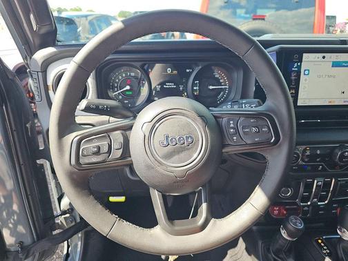 Anvil Clearcoat 2025 Jeep Wrangler 4xe Sport
