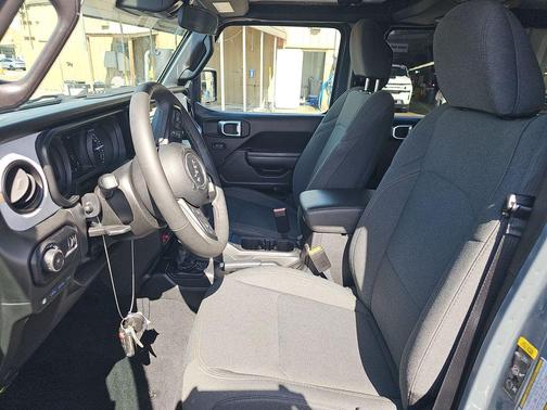 Anvil Clearcoat 2025 Jeep Wrangler 4xe Sport