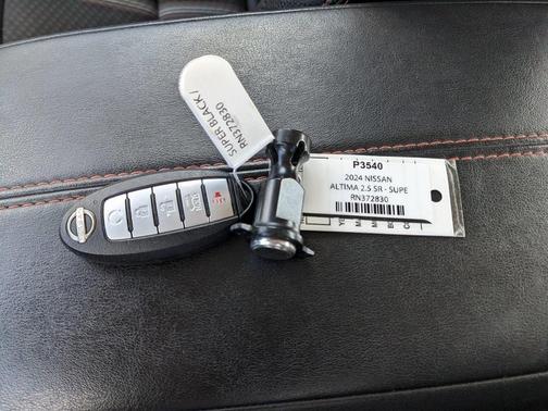 2024 Nissan Altima 2.5 SR