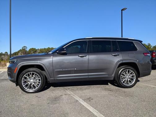 2022 Jeep Grand Cherokee L Summit