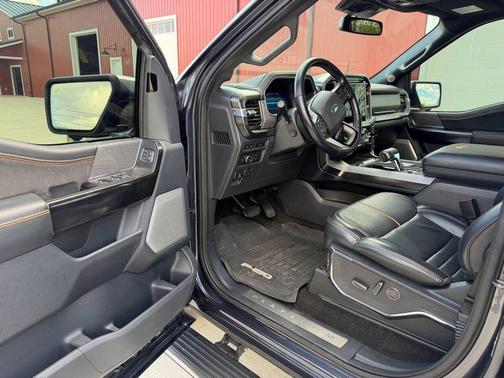 Smoked Quartz Metallic Tinted Clearcoat 2022 Ford F-150 Platinum