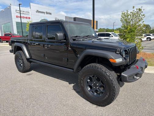2023 Jeep Gladiator Sport