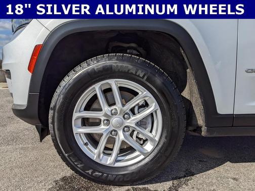 2023 Jeep Grand Cherokee L Laredo