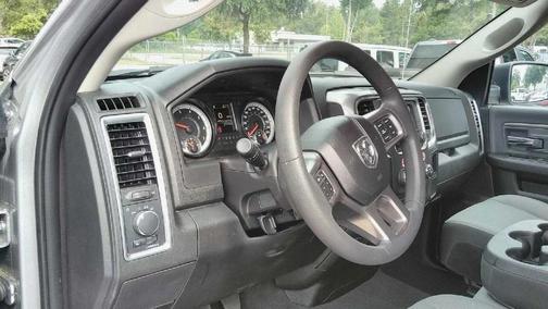 2024 RAM 1500 Classic SLT