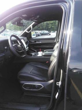 2023 Jeep Wagoneer L Series II
