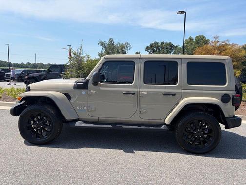 Limited Edition Gobi Clearcoat 2022 Jeep Wrangler Unlimited 4xe Sahara