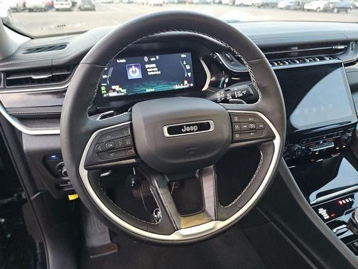 Diamond Black 2022 Jeep Grand Cherokee 4xe Base