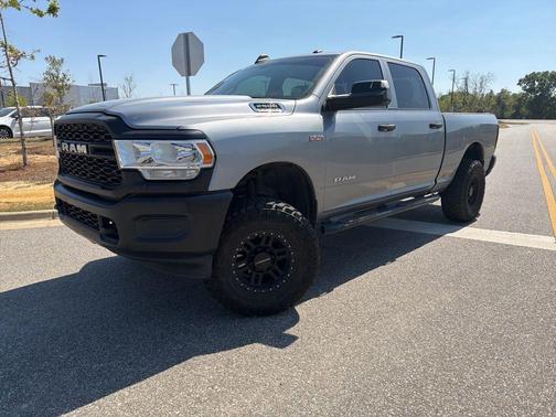 Billet Silver Metallic Clearcoat 2020 RAM 2500 Tradesman