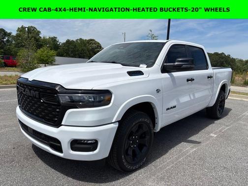 Bright White Clearcoat 2026 RAM 1500 Big Horn/Lone Star