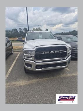 Bright White Clearcoat 2022 RAM 3500 Tradesman