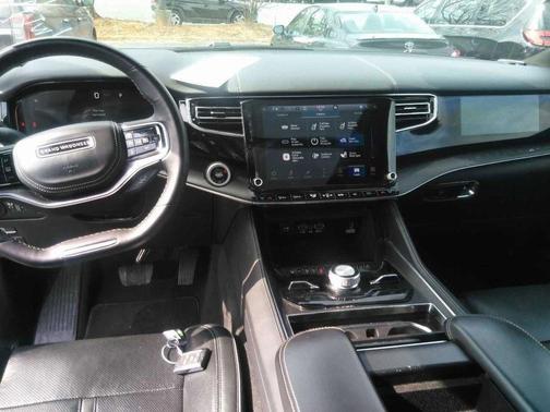 2024 Jeep Grand Wagoneer L Series II