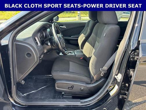 Pitch Black Clearcoat 2023 Dodge Charger SXT