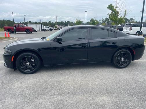Pitch Black Clearcoat 2023 Dodge Charger SXT