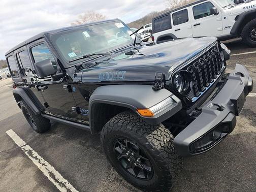 2025 Jeep Wrangler 4xe Sport
