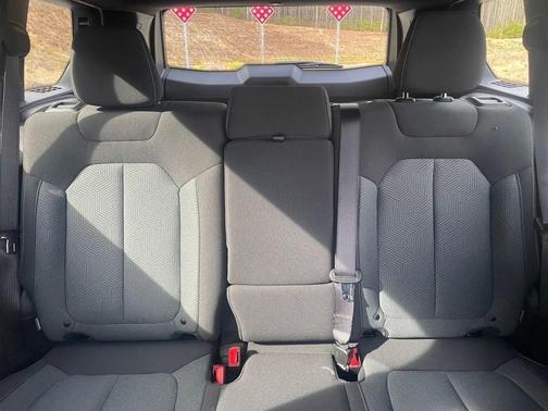 2026 Jeep Cherokee LAREDO/LIMITED