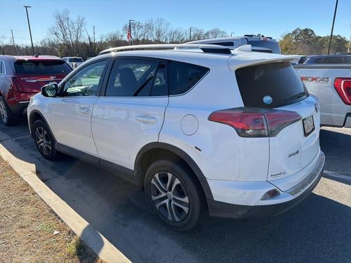 2016 Toyota RAV4 LE