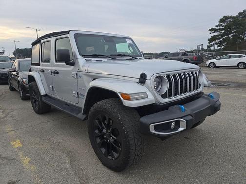 2024 Jeep Wrangler 4xe Sahara