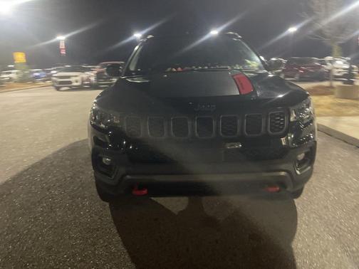 2024 Jeep Compass Trailhawk