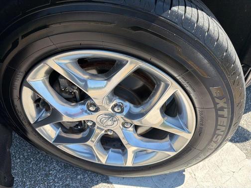 Molten Silver 2018 Chrysler Pacifica Limited
