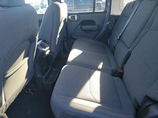 2025 Jeep Wrangler 4xe Sport