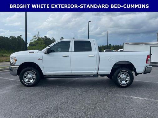 Bright White Clearcoat 2024 RAM 2500 Tradesman