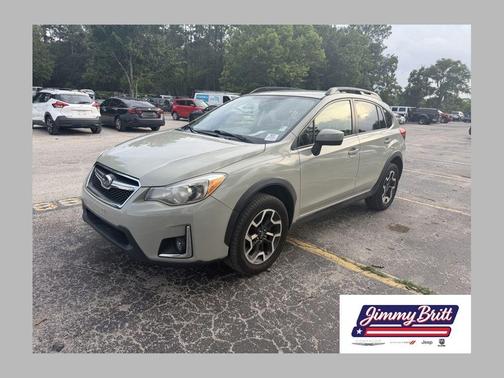 Desert Khaki 2017 Subaru Crosstrek 2.0i Premium