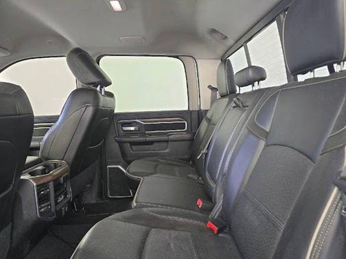 Bright White Clearcoat 2023 RAM 2500 Laramie