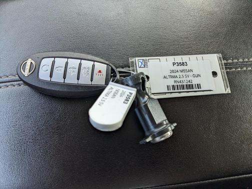 2024 Nissan Altima 2.5 SV