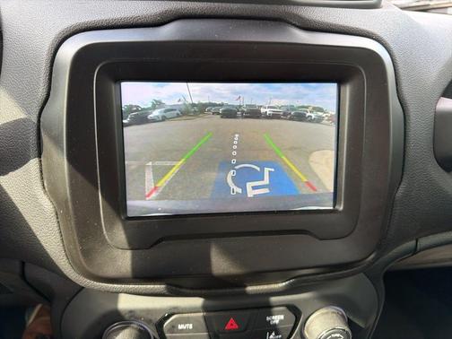 Graphite Gray 2021 Jeep Renegade Latitude