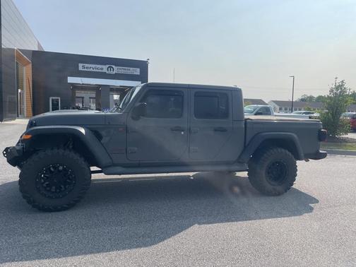 2022 Jeep Gladiator Mojave