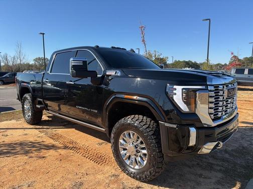 2024 GMC Sierra 2500 Denali