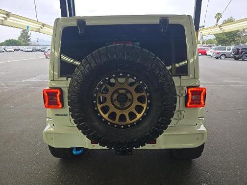 Bright White Clearcoat 2024 Jeep Wrangler 4xe High Altitude