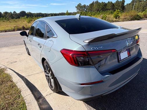 Lunar Silver Metallic 2024 Honda Civic Touring