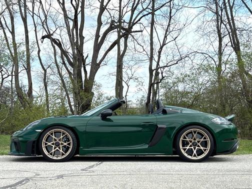 2024 Porsche 718 Spyder 